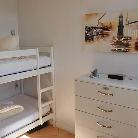 Strandperle Im Haus Dunenhof Хайлигенхафен